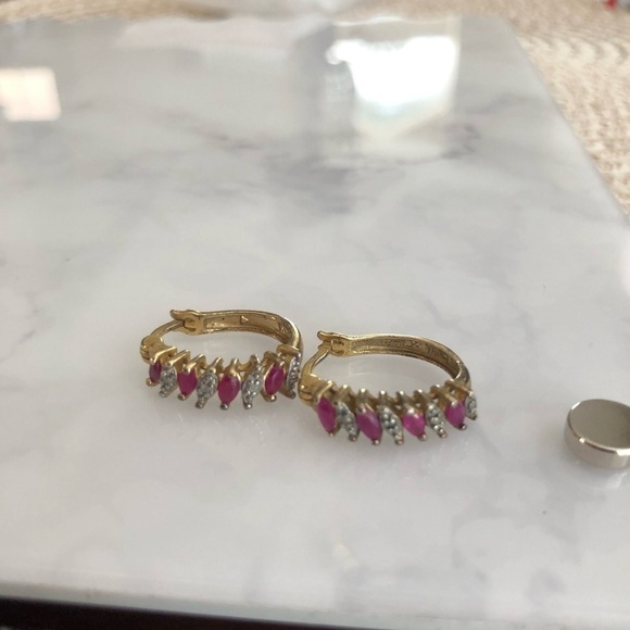 Stamped R 925 China Hoop Earrings - Picture 3 of 8